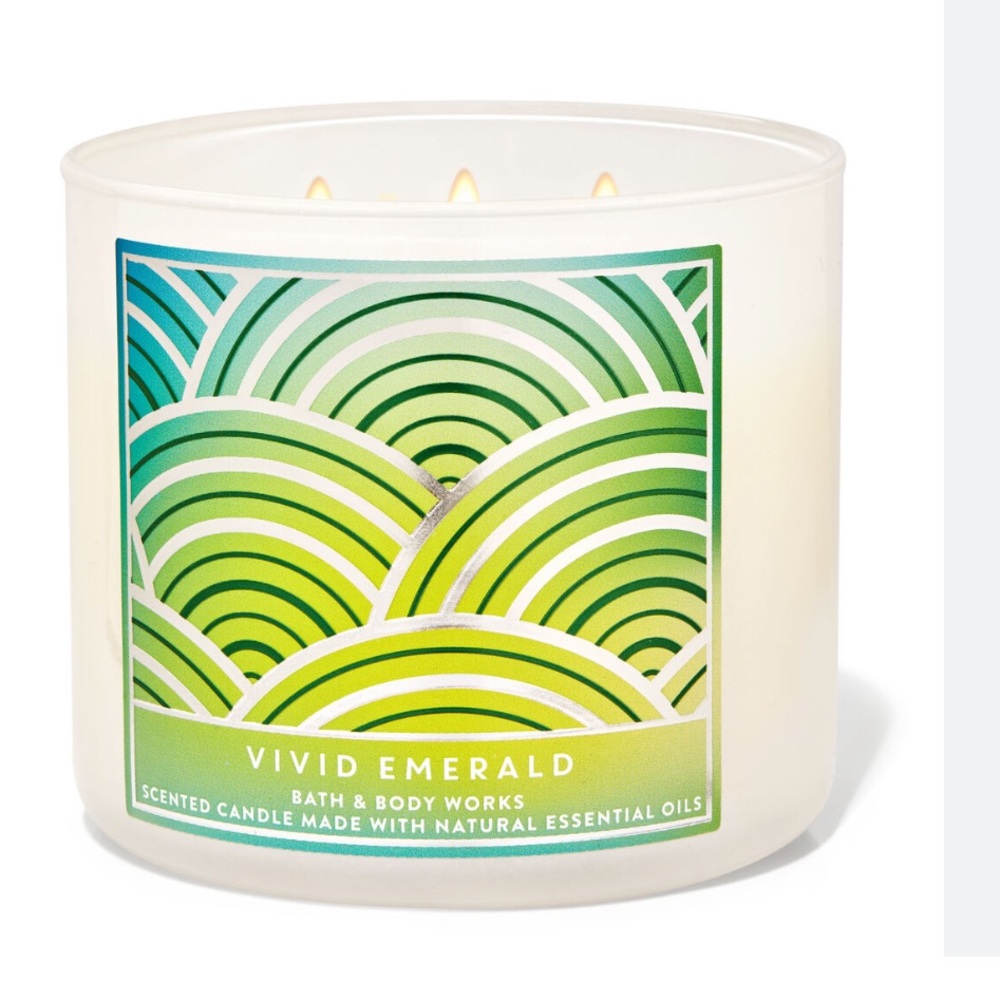 💚 BBW Vivid Emerald 3-Wick Candle NEW